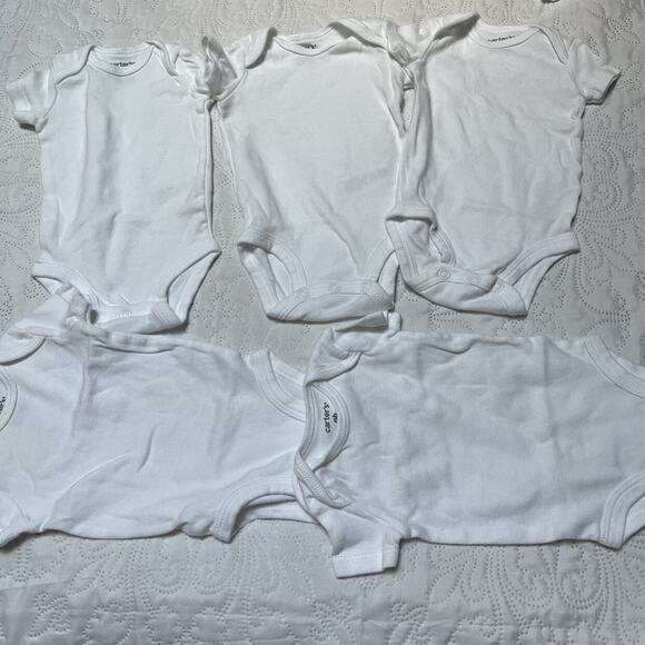 Carter's Short Sleeve Onesie Bundle Size NB - Picture 3 of 6